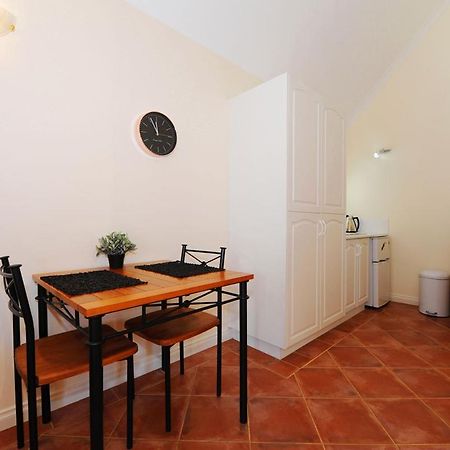 Spencer Suites Олбані Екстер'єр фото